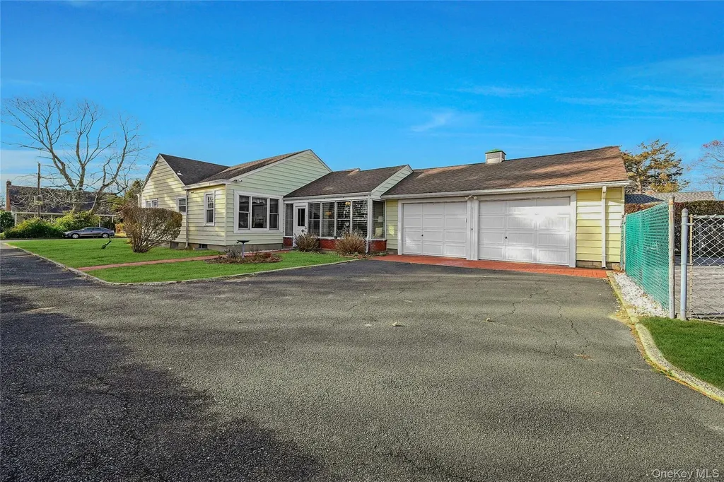 425 Old Shipyard Lane Southold NY 11971