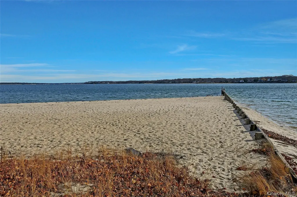 425 Old Shipyard Lane Southold NY 11971