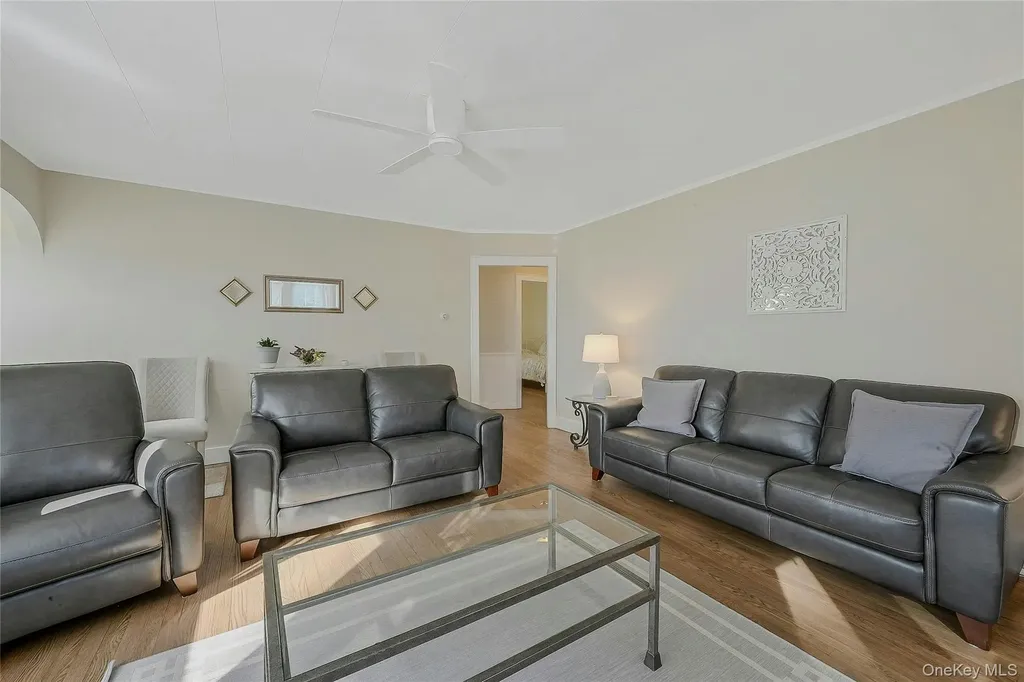 425 Old Shipyard Lane Southold NY 11971