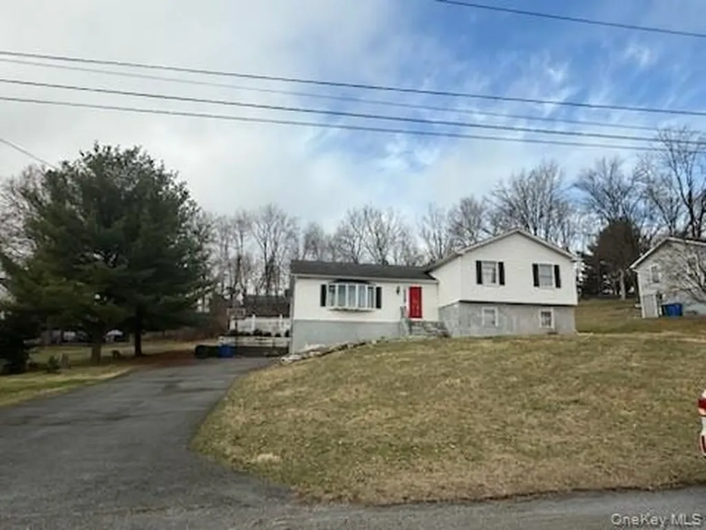 10 Pleasant Street Florida NY 10921