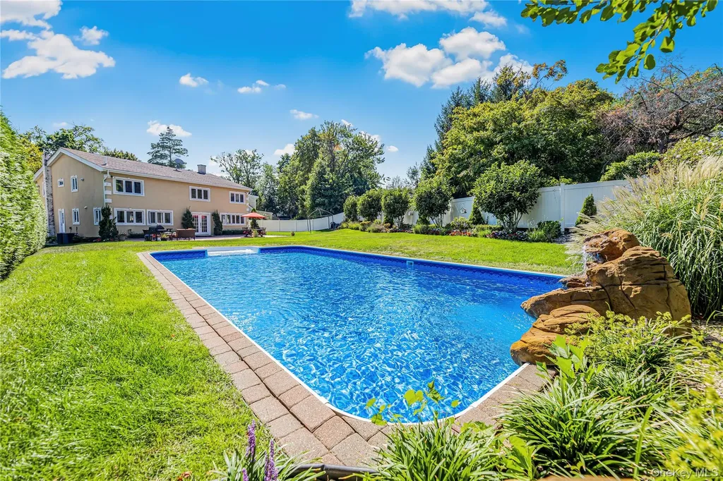 397 Concord Road Yonkers NY 10710