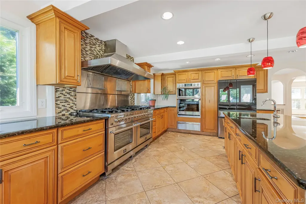 397 Concord Road Yonkers NY 10710