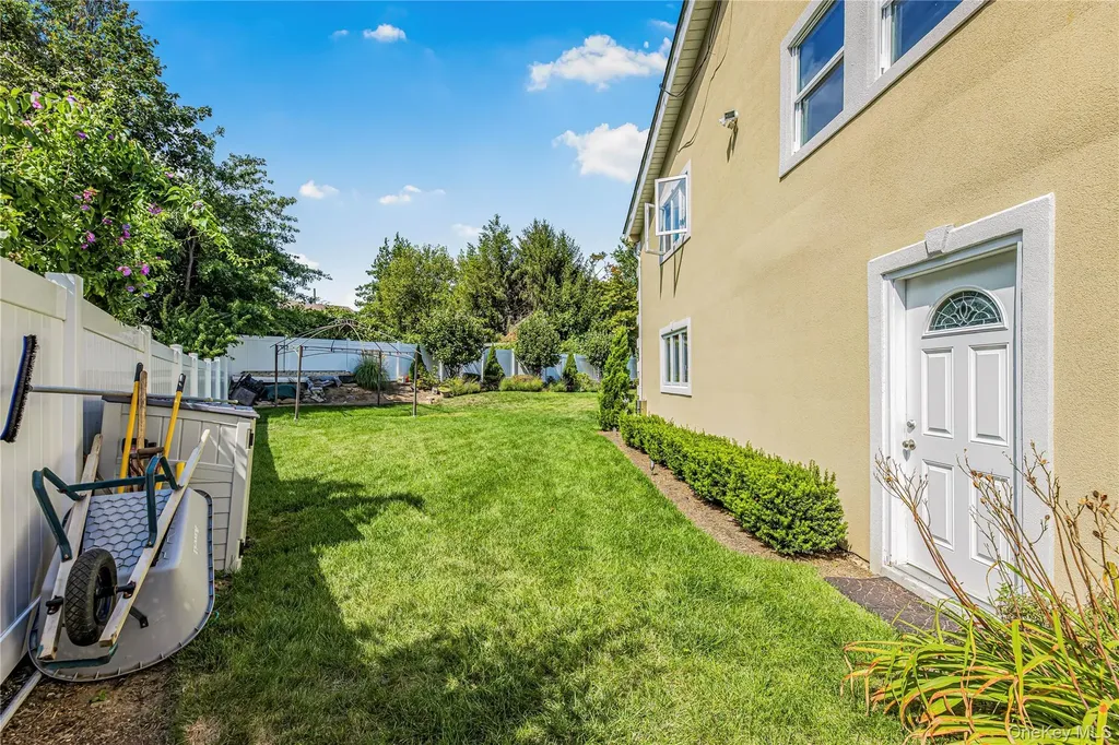 397 Concord Road Yonkers NY 10710