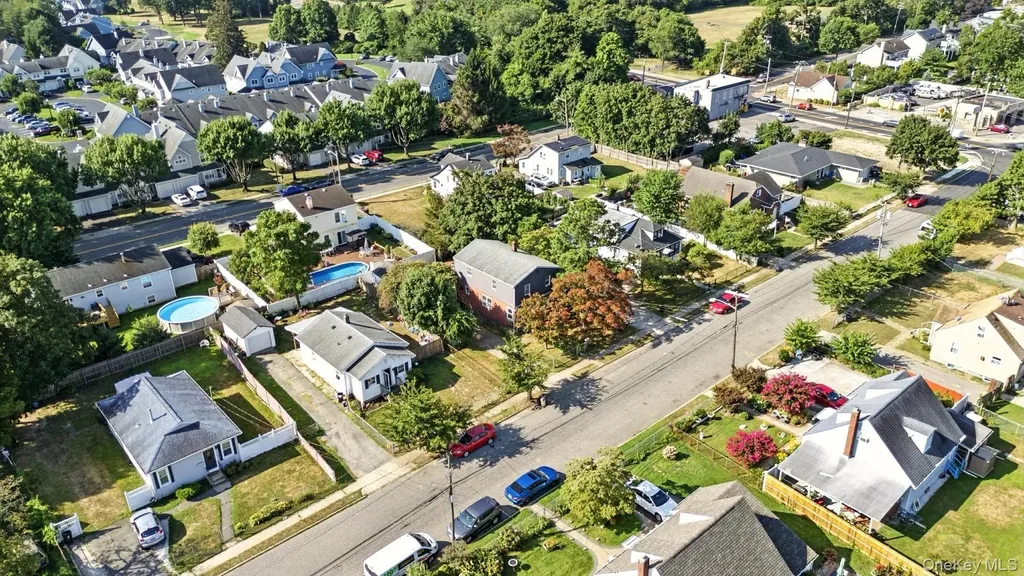 330 Irving Street Central Islip NY 11722