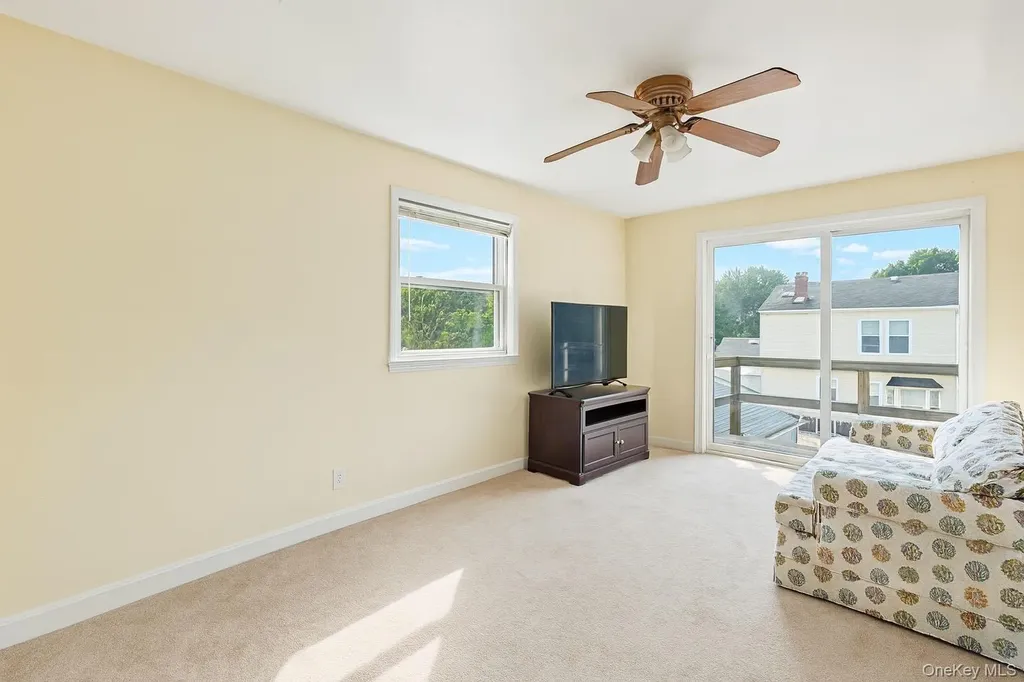 330 Irving Street Central Islip NY 11722