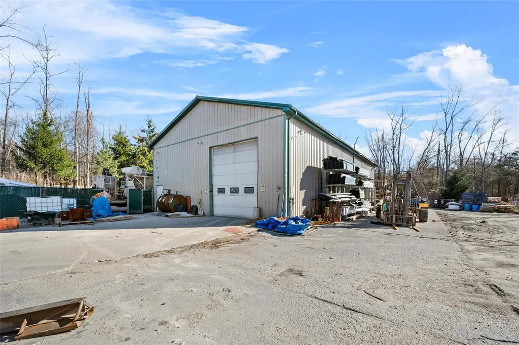 1195 State Route 208 Monroe NY 10950