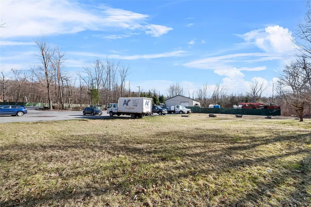 1195 State Route 208 Monroe NY 10950