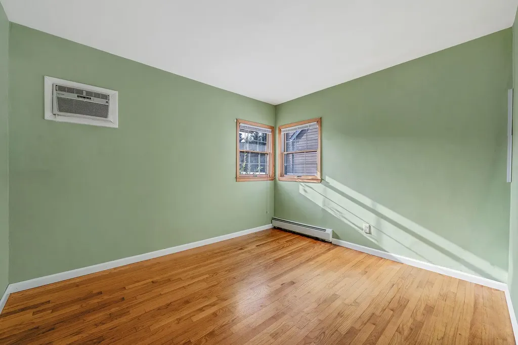 12 Cheshire Avenue Syosset NY 11791