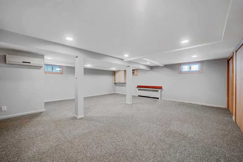 12 Cheshire Avenue Syosset NY 11791