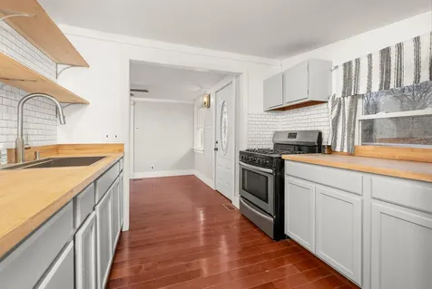 84 Cottontail Road Ancram NY 12502