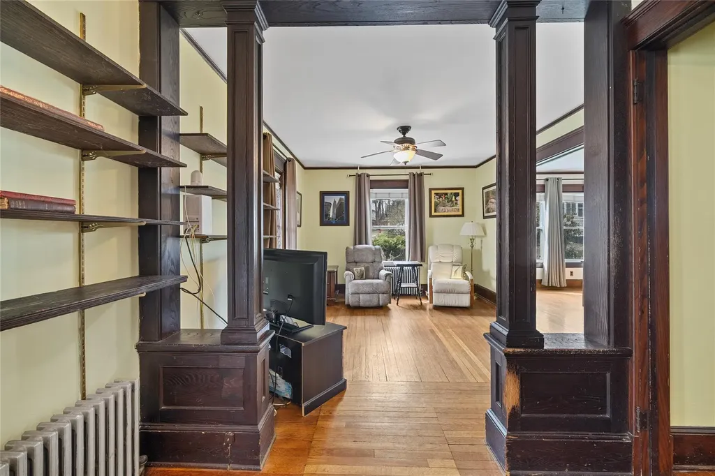 41 Mcalpin Avenue Mahopac NY 10541