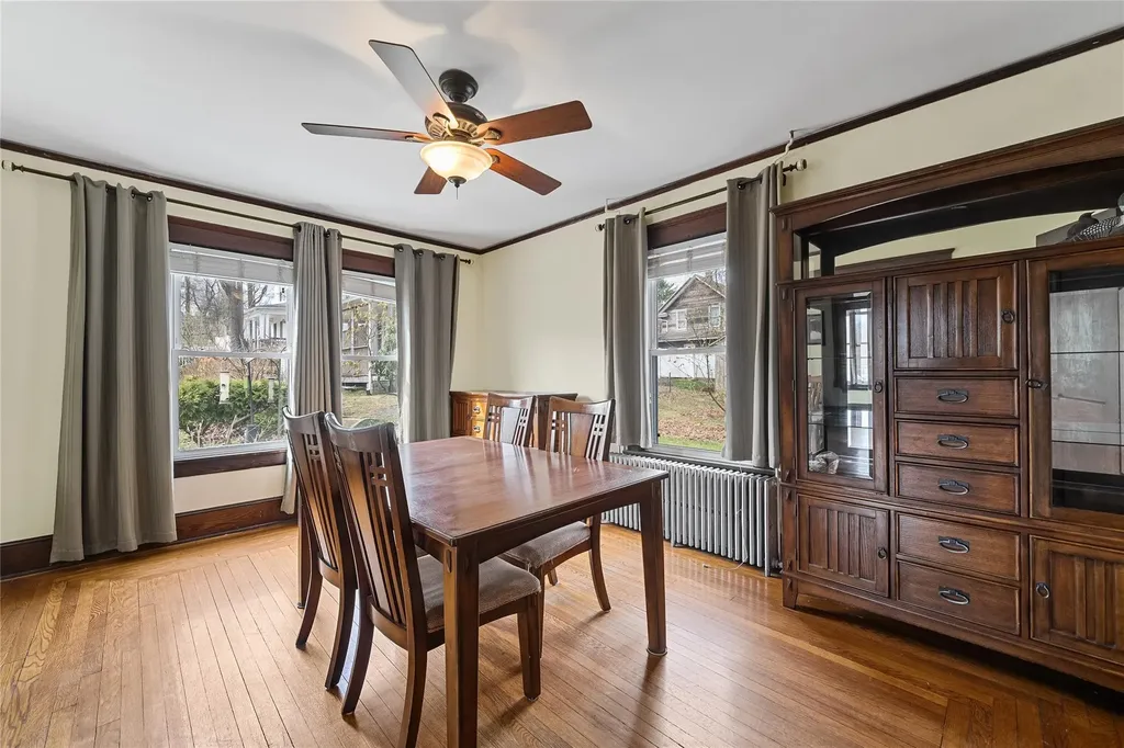 41 Mcalpin Avenue Mahopac NY 10541