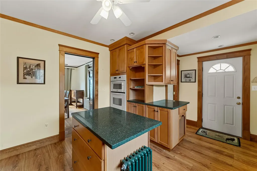 41 Mcalpin Avenue Mahopac NY 10541