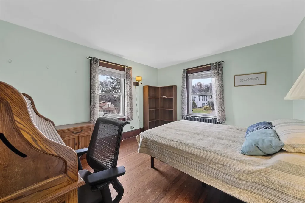 41 Mcalpin Avenue Mahopac NY 10541