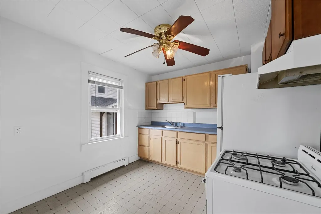 41 Mcalpin Avenue Mahopac NY 10541