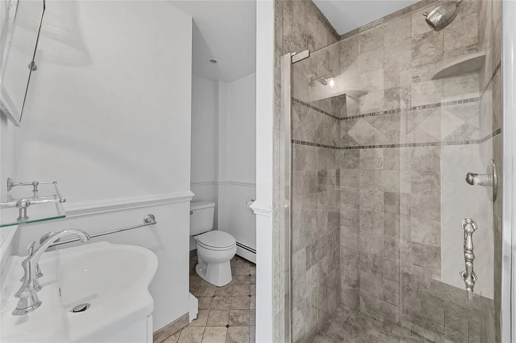 41 Mcalpin Avenue Mahopac NY 10541