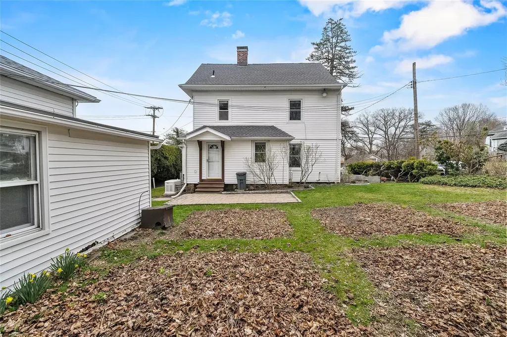 41 Mcalpin Avenue Mahopac NY 10541