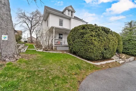 41 Mcalpin Avenue Mahopac NY 10541