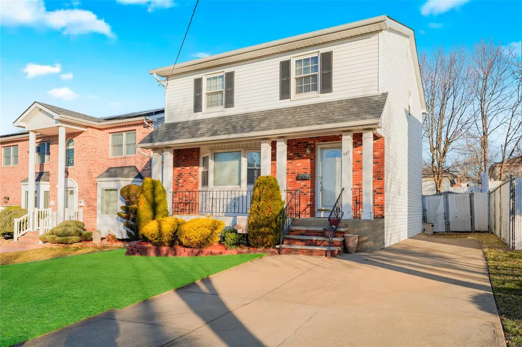 537 Ionia Avenue Staten Island NY 10312