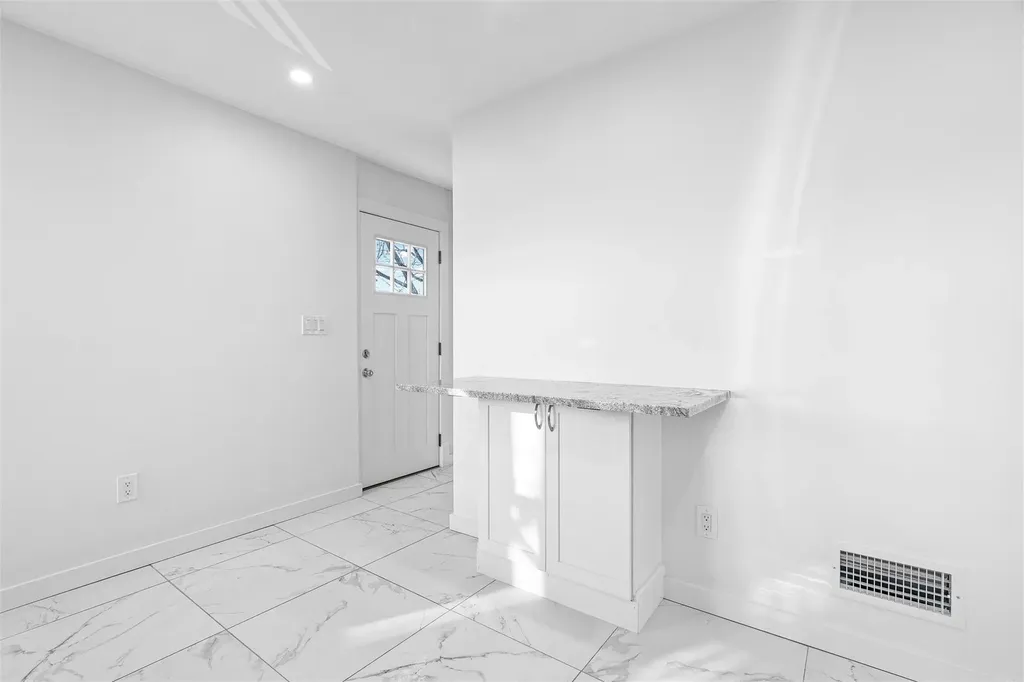 8 S Hillside Avenue Elmsford NY 10523