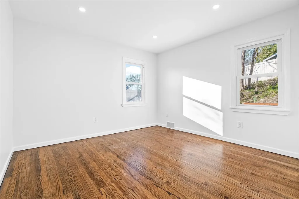 8 S Hillside Avenue Elmsford NY 10523