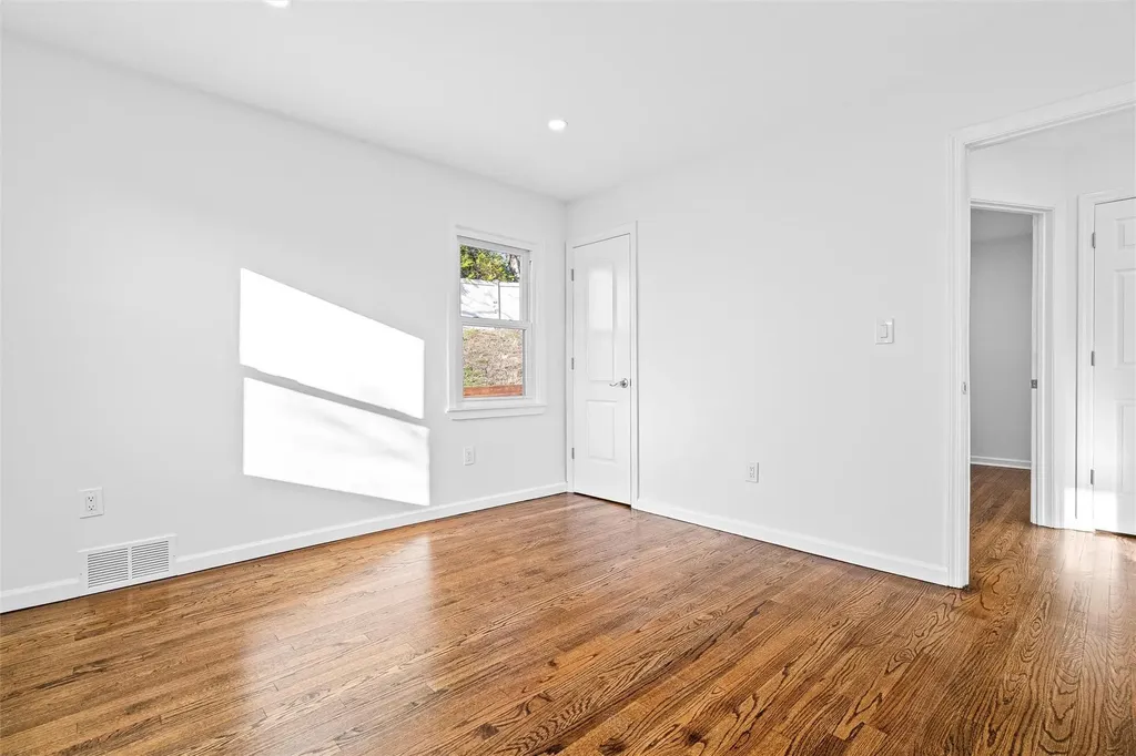 8 S Hillside Avenue Elmsford NY 10523