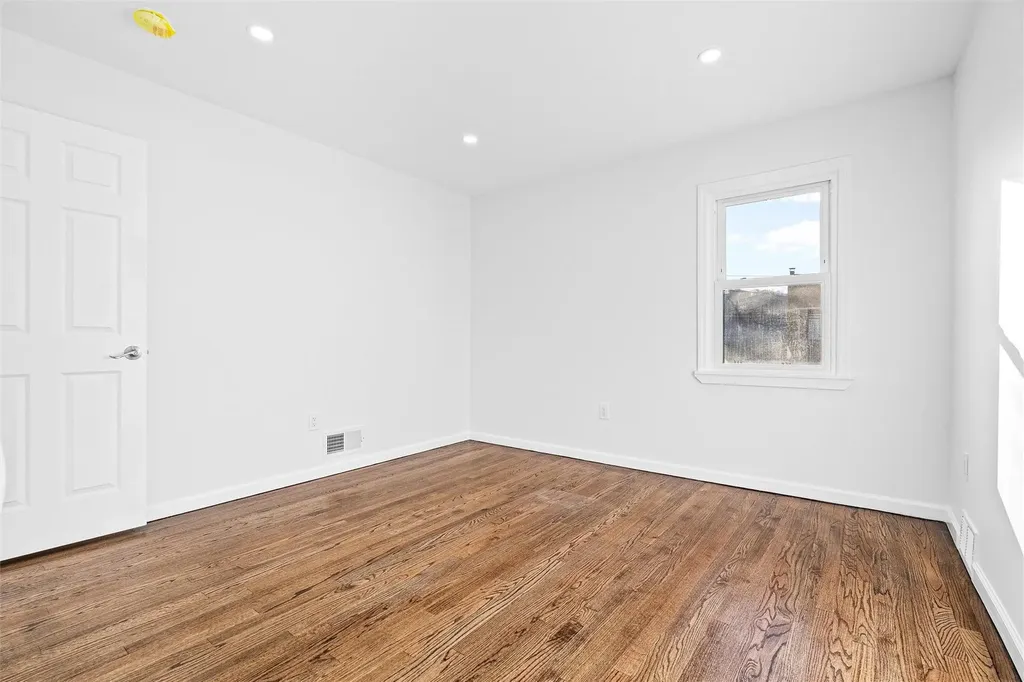 8 S Hillside Avenue Elmsford NY 10523