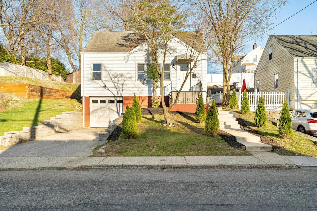 8 S Hillside Avenue Elmsford NY 10523