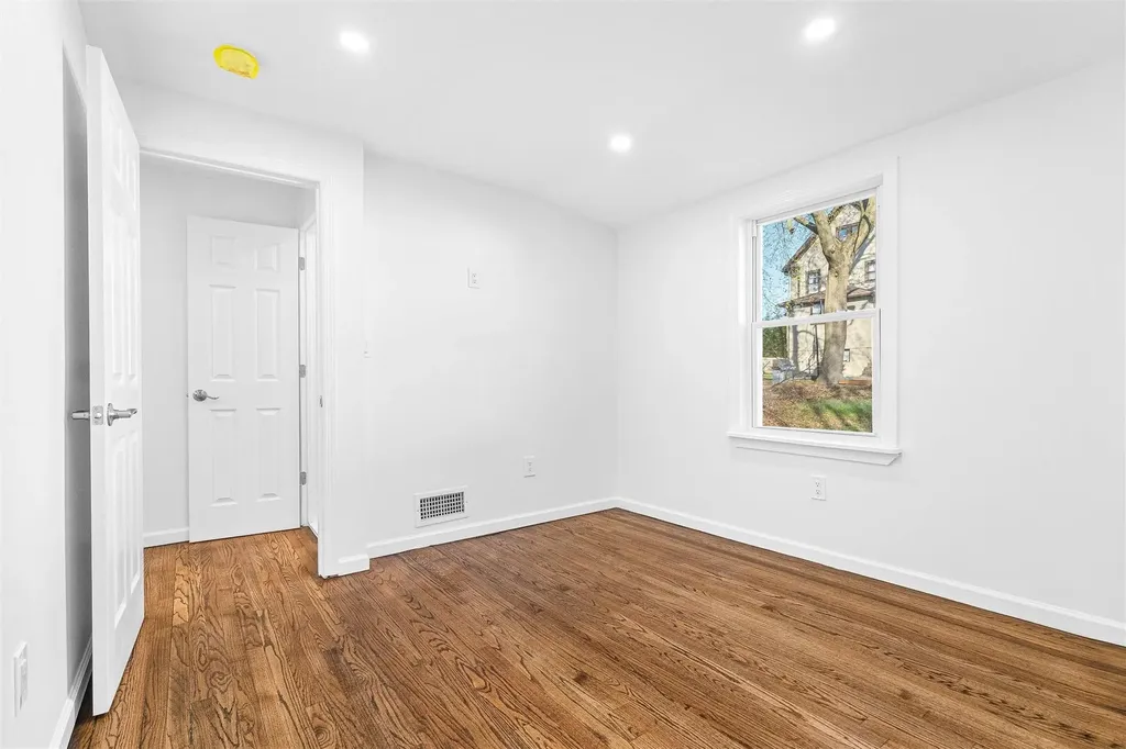 8 S Hillside Avenue Elmsford NY 10523
