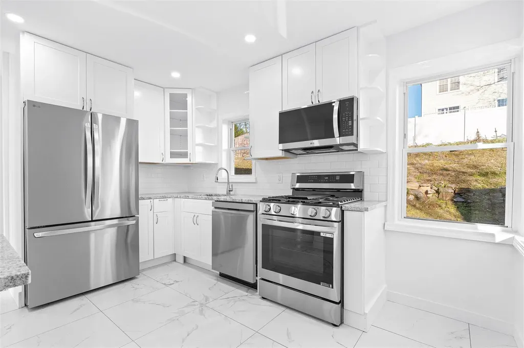 8 S Hillside Avenue Elmsford NY 10523