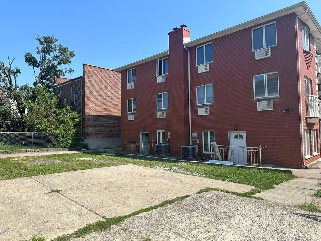 142-03 45th Avenue Flushing NY 11355