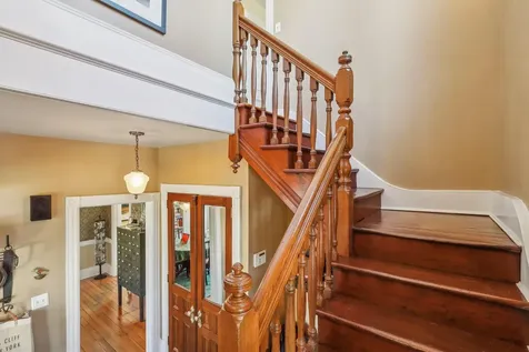 203 8th Avenue Sea Cliff NY 11579
