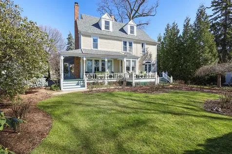 203 8th Avenue Sea Cliff NY 11579