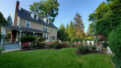 203 8th Avenue Sea Cliff NY 11579