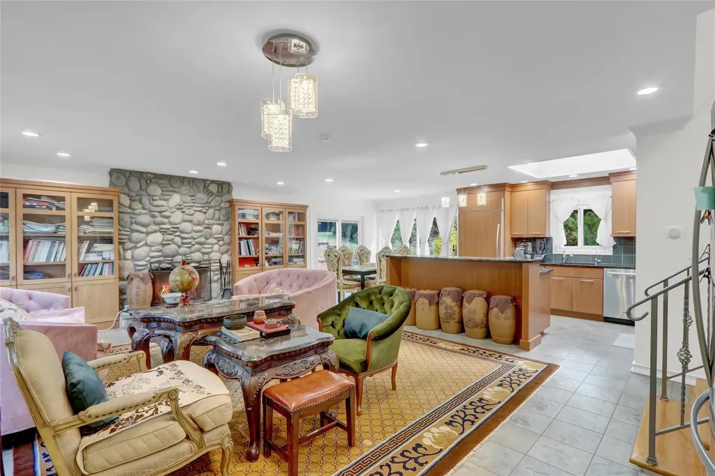 29 Hillside Lane Syosset NY 11791