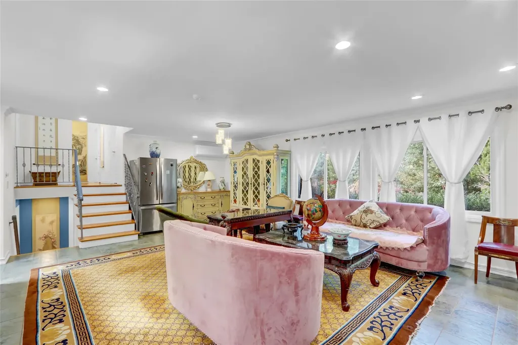 29 Hillside Lane Syosset NY 11791