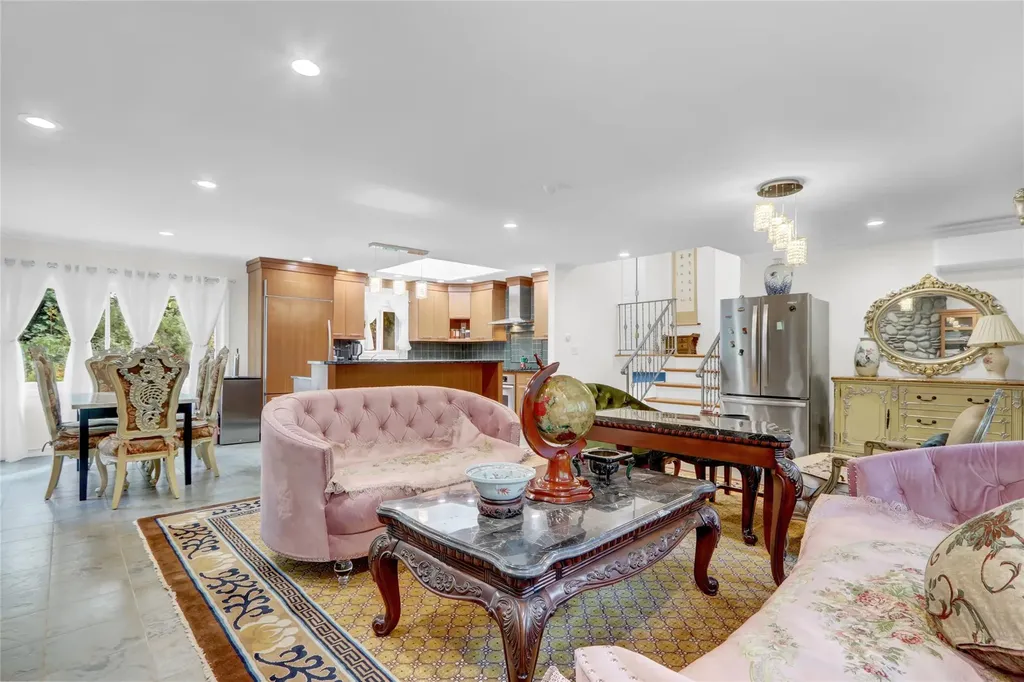 29 Hillside Lane Syosset NY 11791