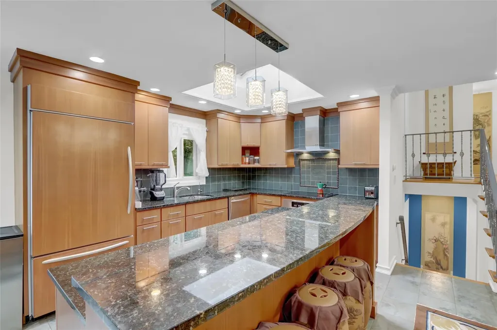29 Hillside Lane Syosset NY 11791