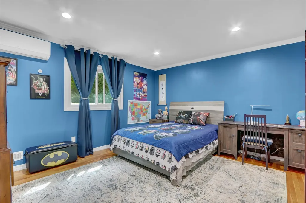 29 Hillside Lane Syosset NY 11791