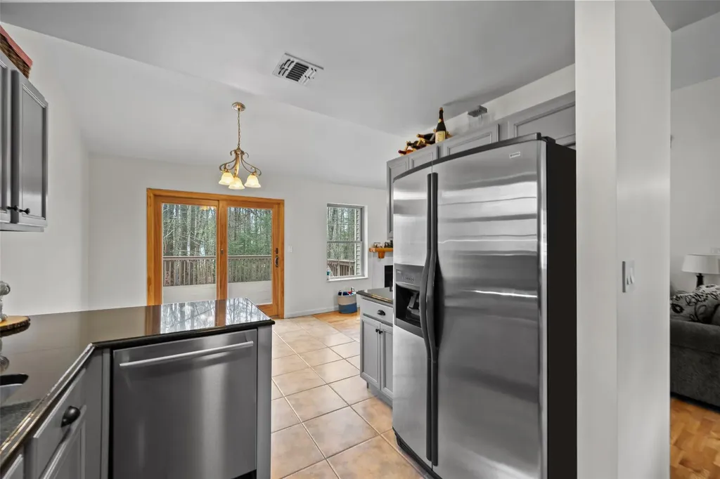 19 Bristol Circle Rock Hill NY 12775