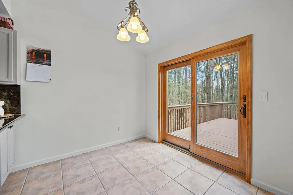 19 Bristol Circle Rock Hill NY 12775