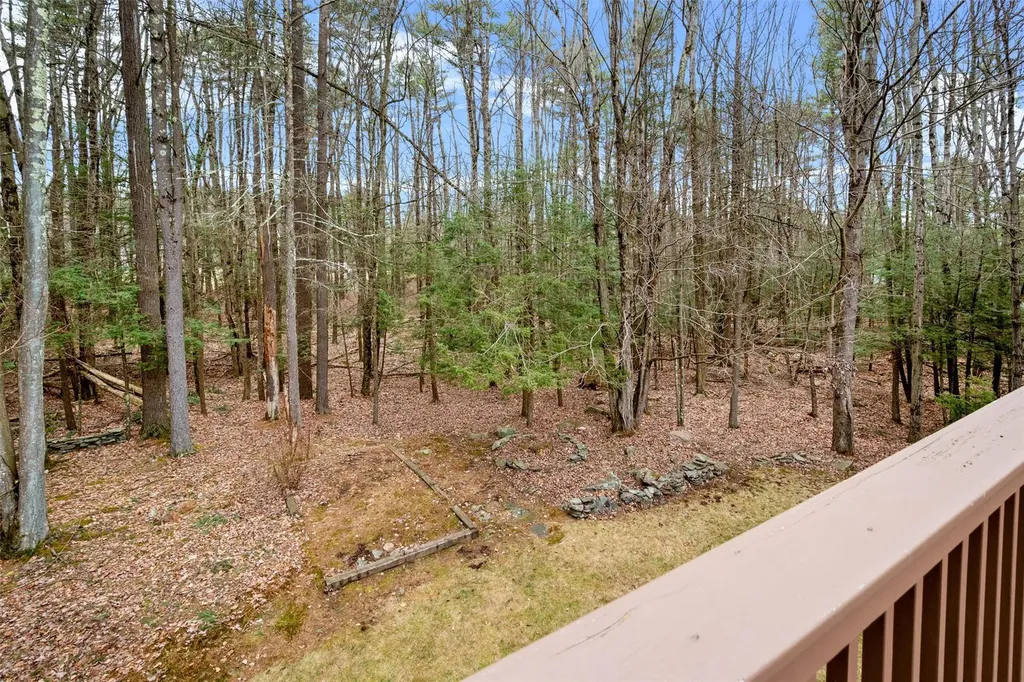 19 Bristol Circle Rock Hill NY 12775