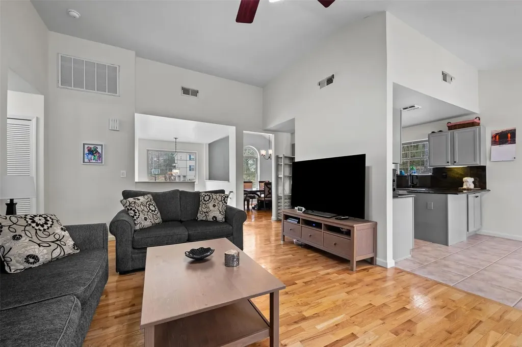 19 Bristol Circle Rock Hill NY 12775