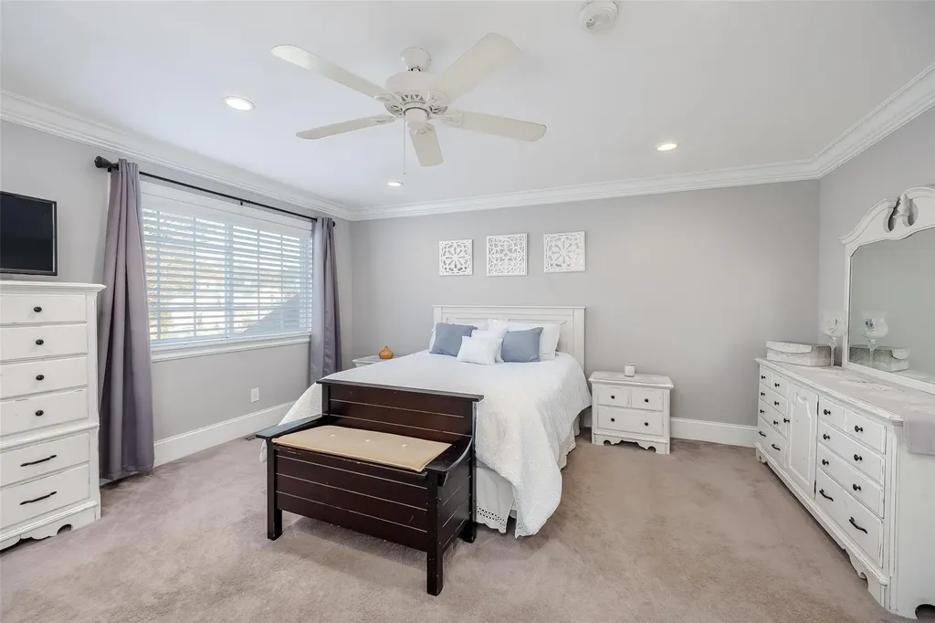 291 Ranch Circle Manorville NY 11949