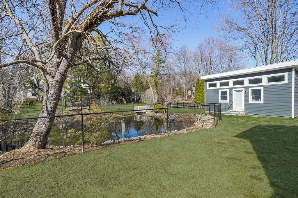 17 Loch Lane Rye Brook NY 10573