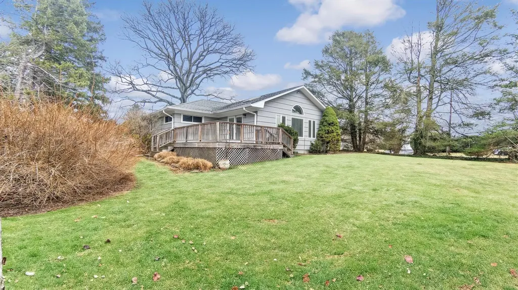 2 Briarcliff Place Huntington NY 11743