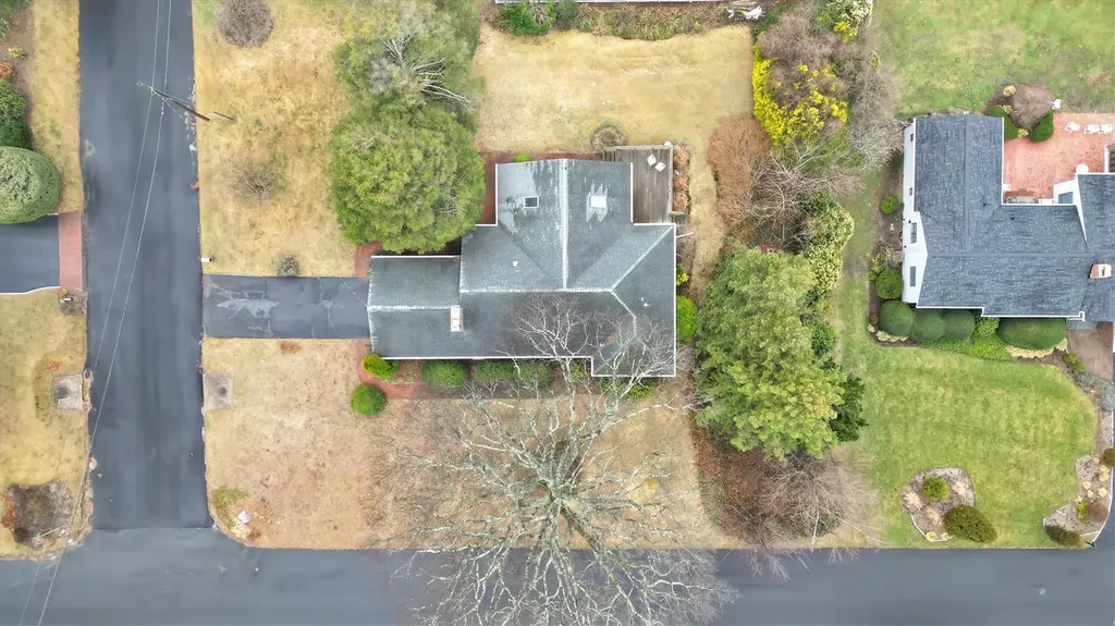 2 Briarcliff Place Huntington NY 11743