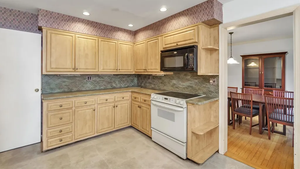 2 Briarcliff Place Huntington NY 11743