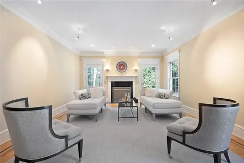 11 School Lane Scarsdale NY 10583