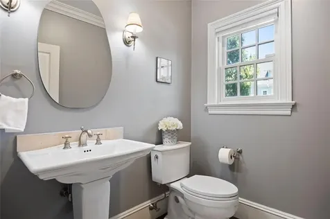 11 School Lane Scarsdale NY 10583